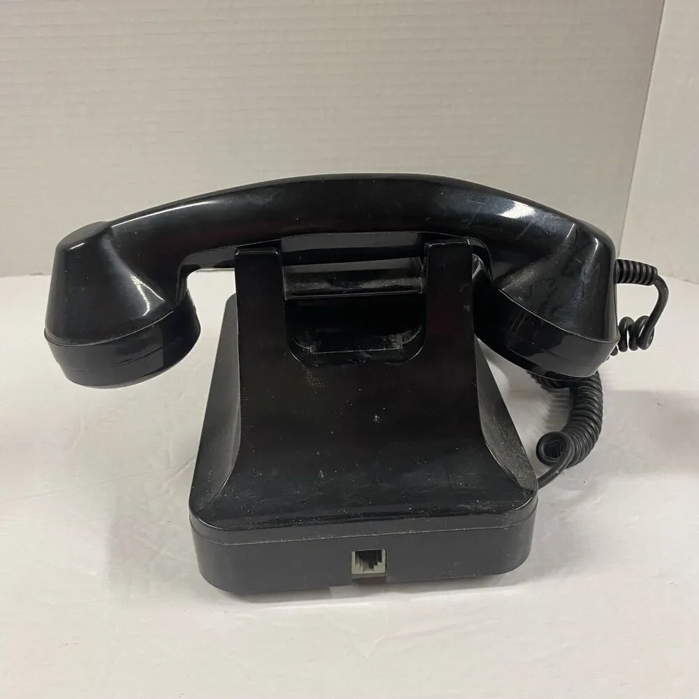 50's Style Classic Black Touch Tone Desk Phone from Polyconcept